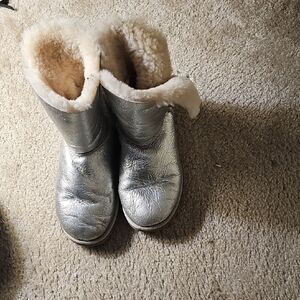 UGG Silver Ankle Boots with Cream Fur Lining